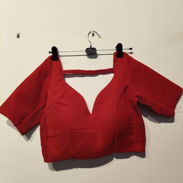 Stretchable blouse